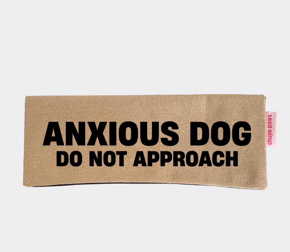 Anxious dog - Leash sleeves.