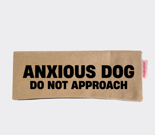 Anxious dog - Leash sleeves.